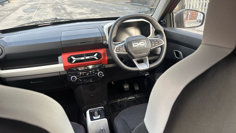 Dacia Spring 27kWh Expression 65 48kW 5dr Auto Electric Hatchback